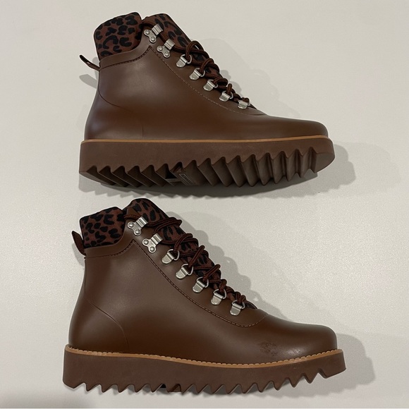 NEW Bernardo Winnie Waterproof Bootie - Picture 4 of 9